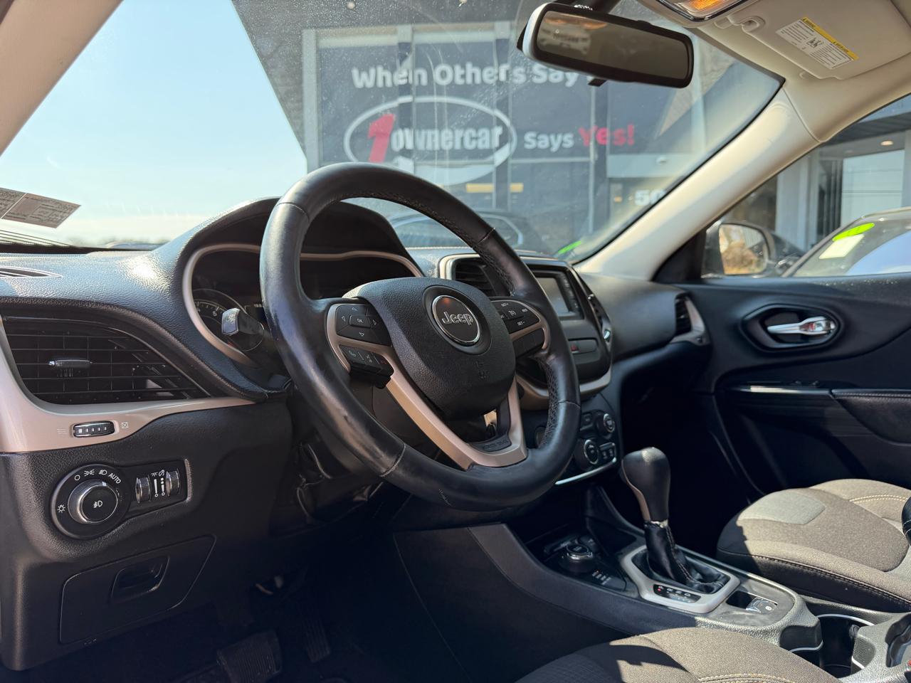 Jeep Cherokee 4WD 4dr Latitude 2015