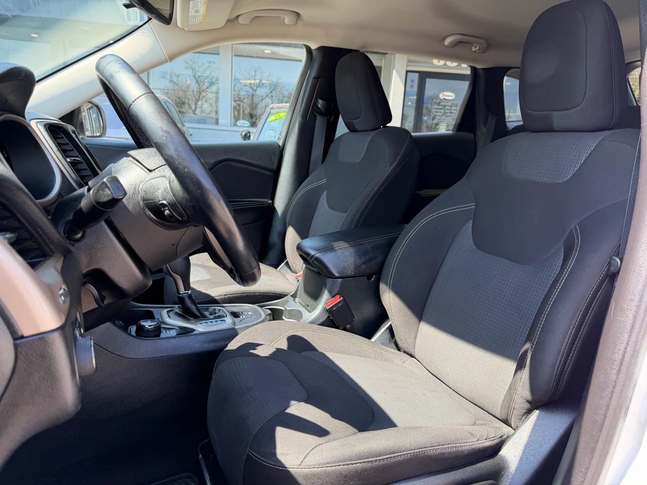 Jeep Cherokee 4WD 4dr Latitude 2015