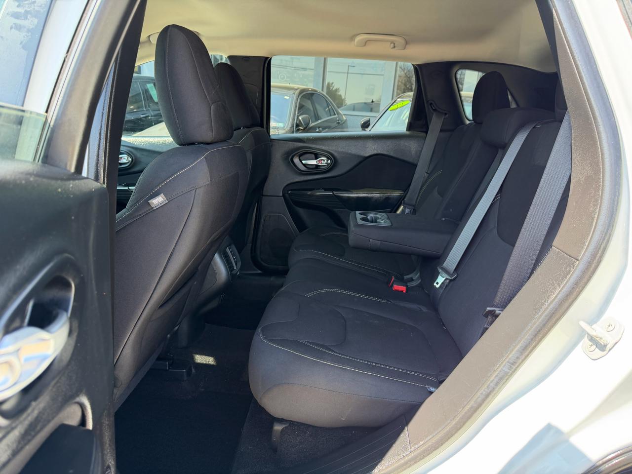 Jeep Cherokee 4WD 4dr Latitude 2015