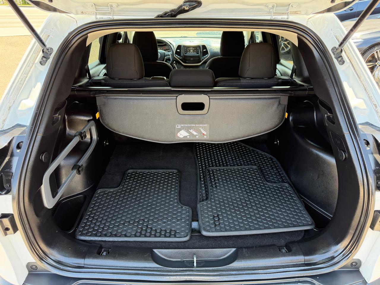 Jeep Cherokee 4WD 4dr Latitude 2015