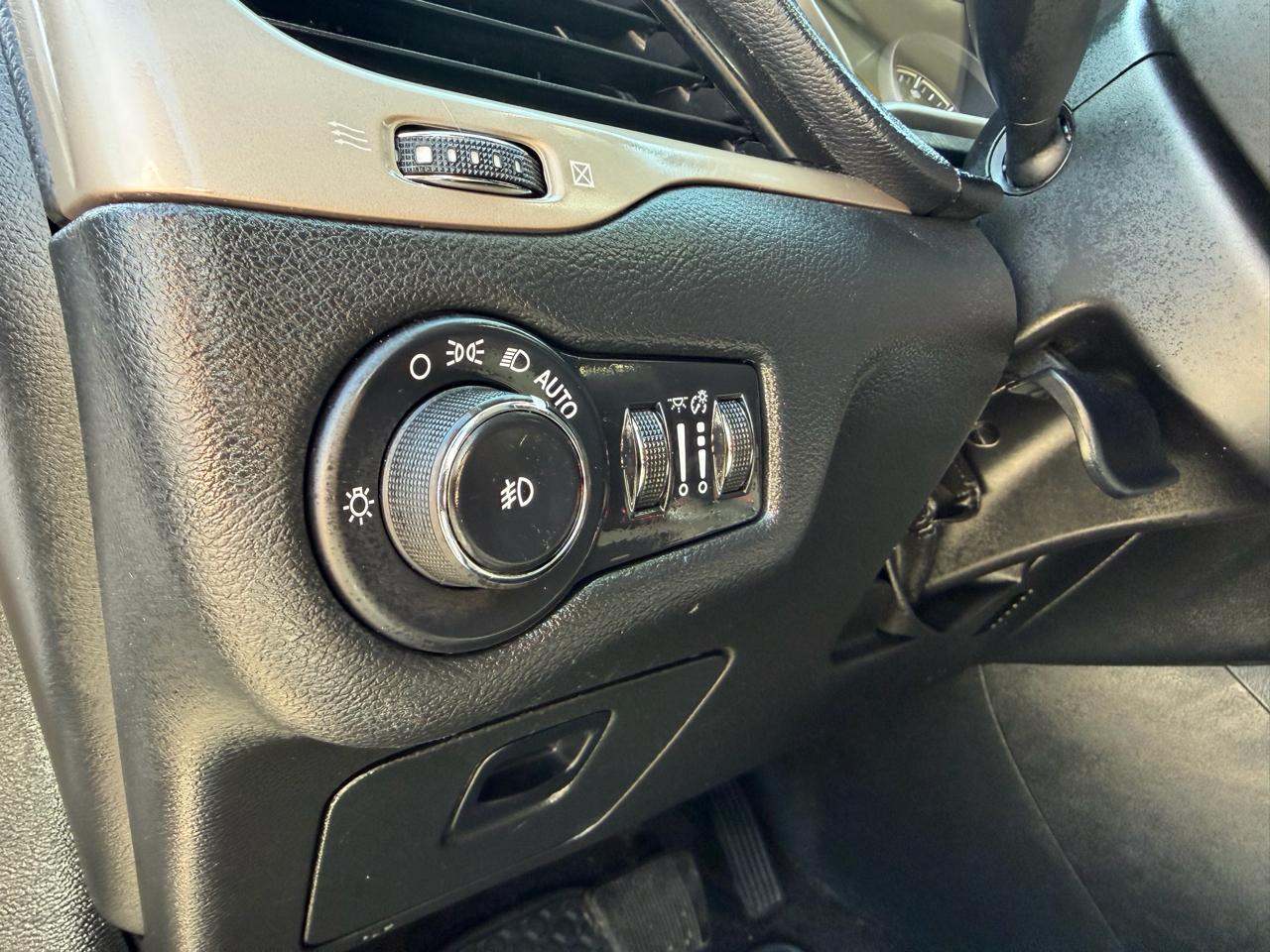 Jeep Cherokee 4WD 4dr Latitude 2015