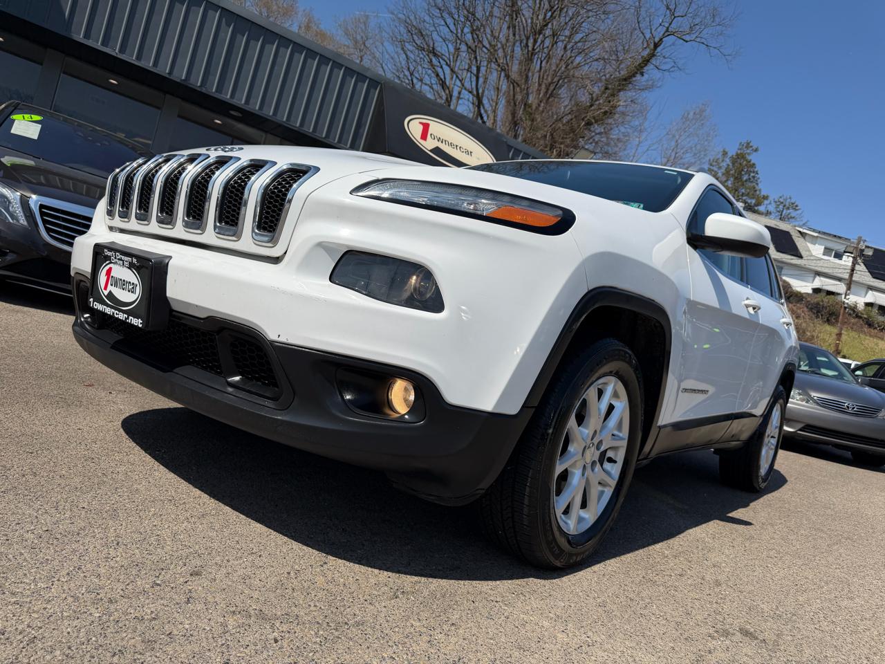 Jeep Cherokee 4WD 4dr Latitude 2015