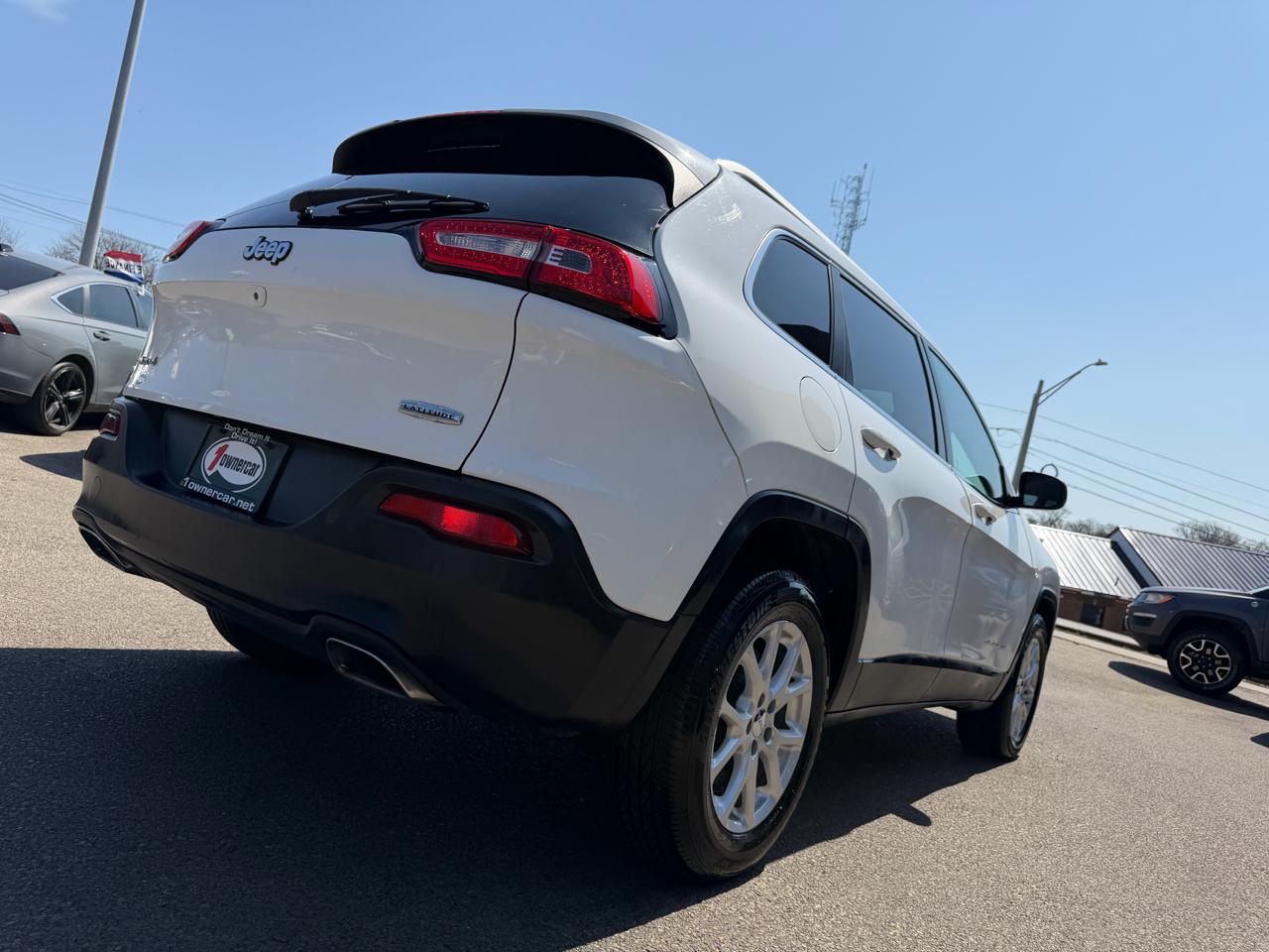 Jeep Cherokee 4WD 4dr Latitude 2015