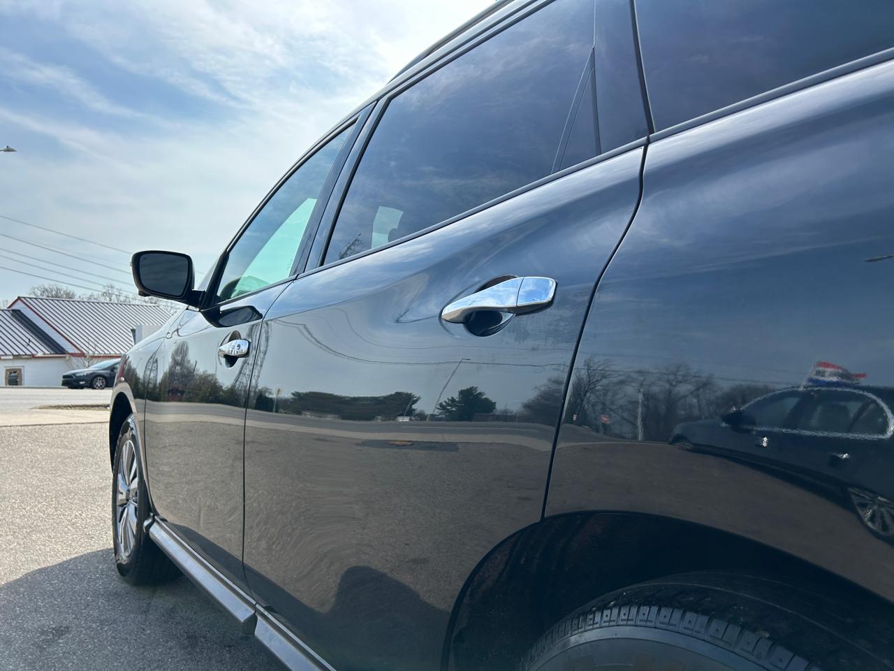 Nissan Pathfinder 4x4 SL 2019