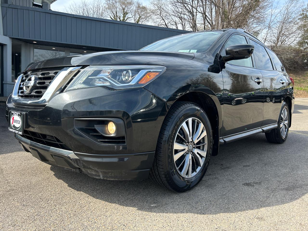 Nissan Pathfinder 4x4 SL 2019