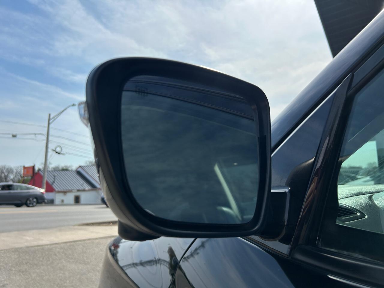 Nissan Pathfinder 4x4 SL 2019