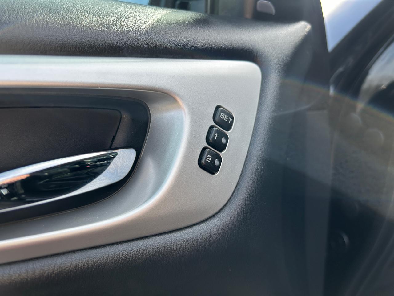 Nissan Pathfinder 4x4 SL 2019