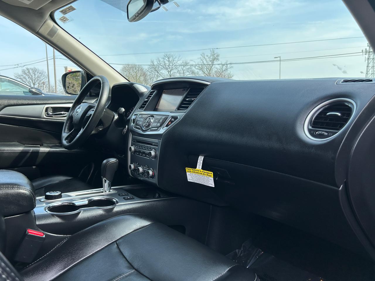 Nissan Pathfinder 4x4 SL 2019