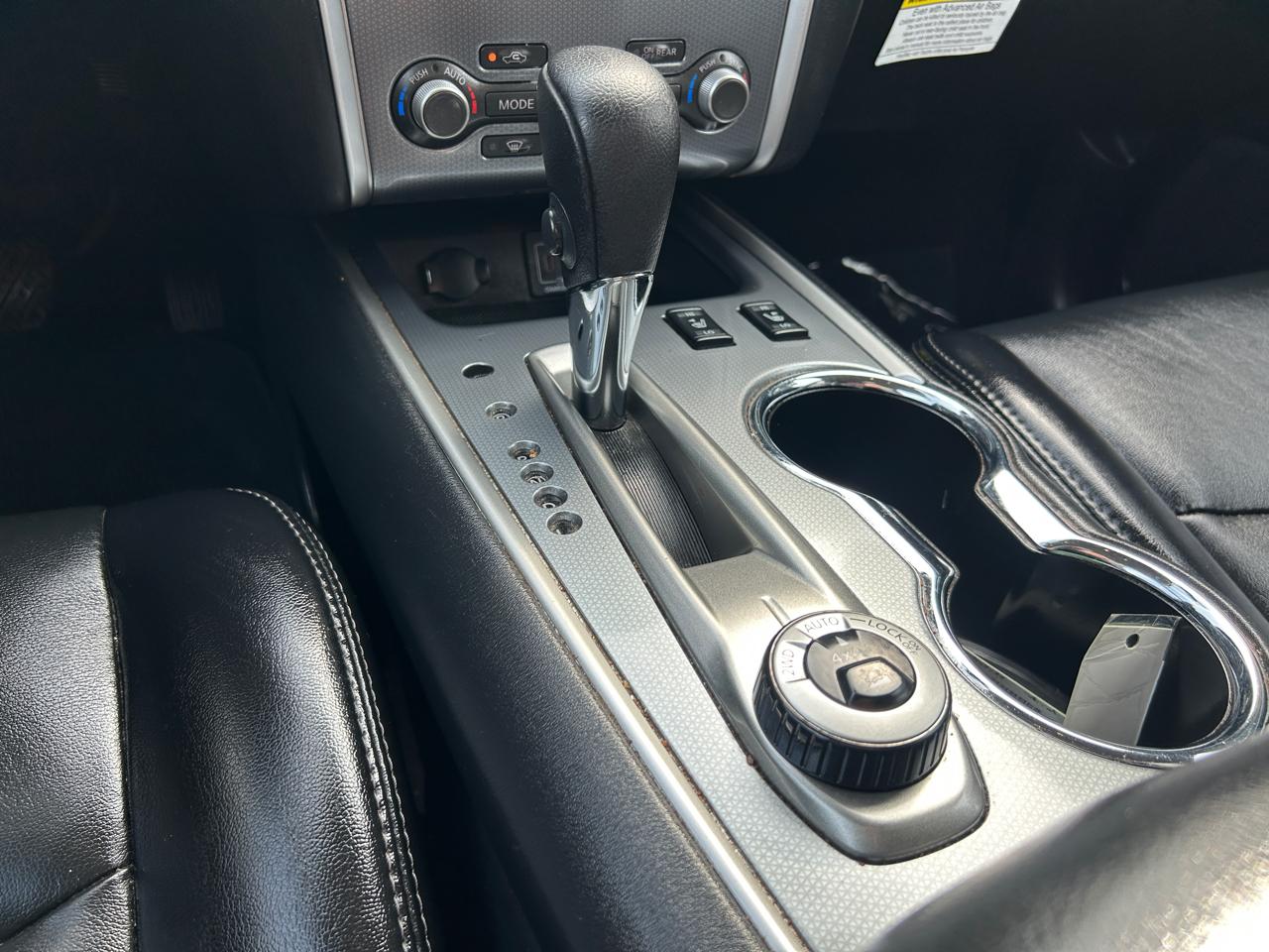 Nissan Pathfinder 4x4 SL 2019