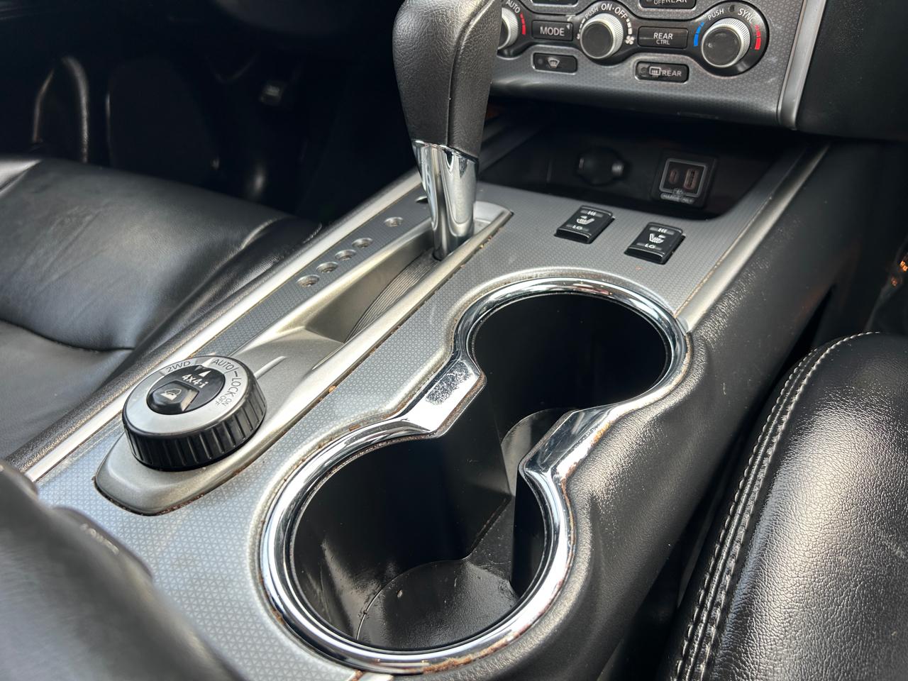 Nissan Pathfinder 4x4 SL 2019