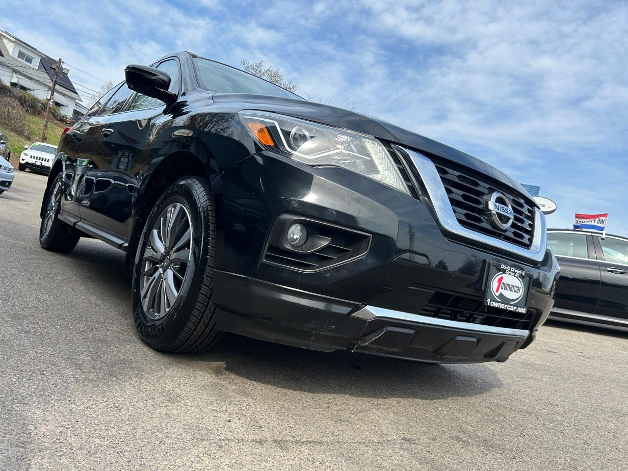 Nissan Pathfinder 4x4 SL 2019