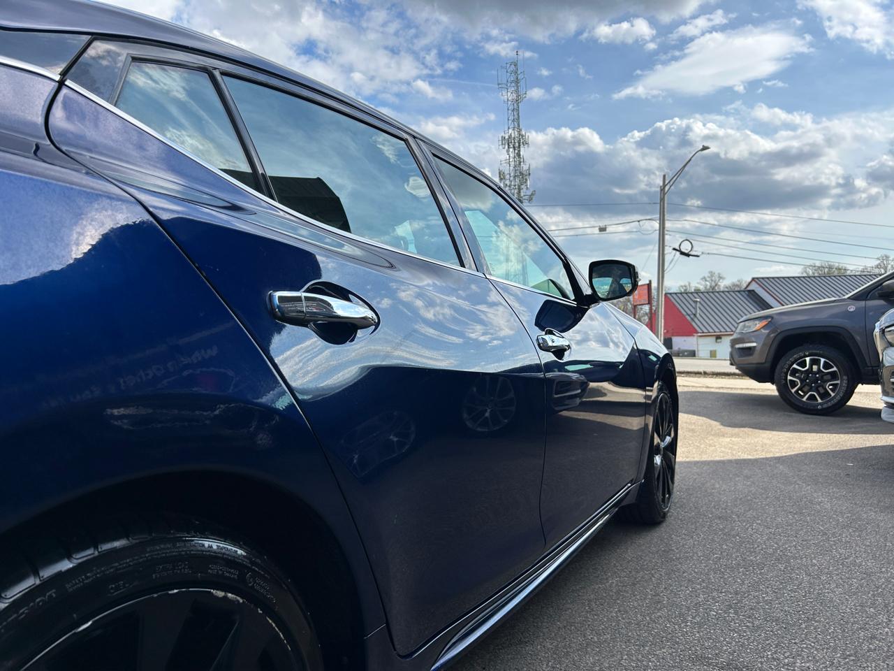 Nissan Maxima SR 3.5L 2017