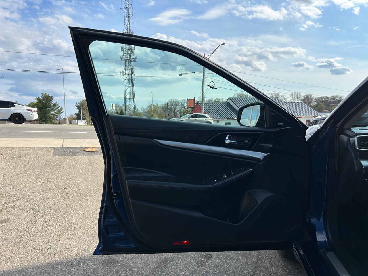 Nissan Maxima SR 3.5L 2017