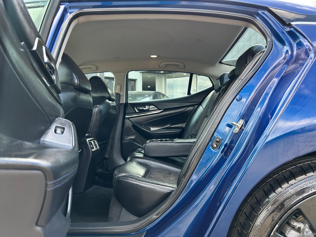 Nissan Maxima SR 3.5L 2017