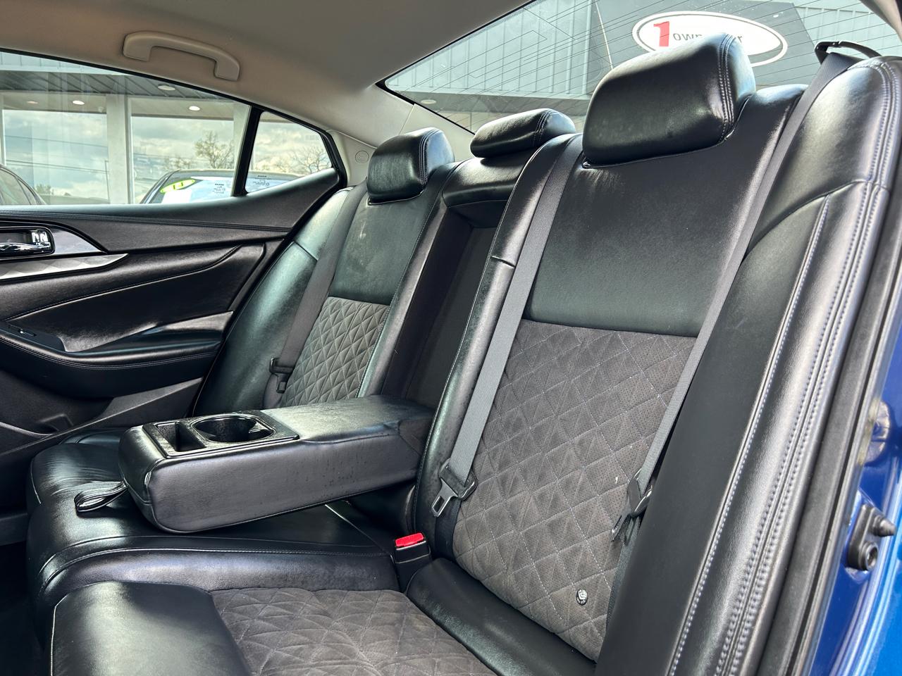 Nissan Maxima SR 3.5L 2017