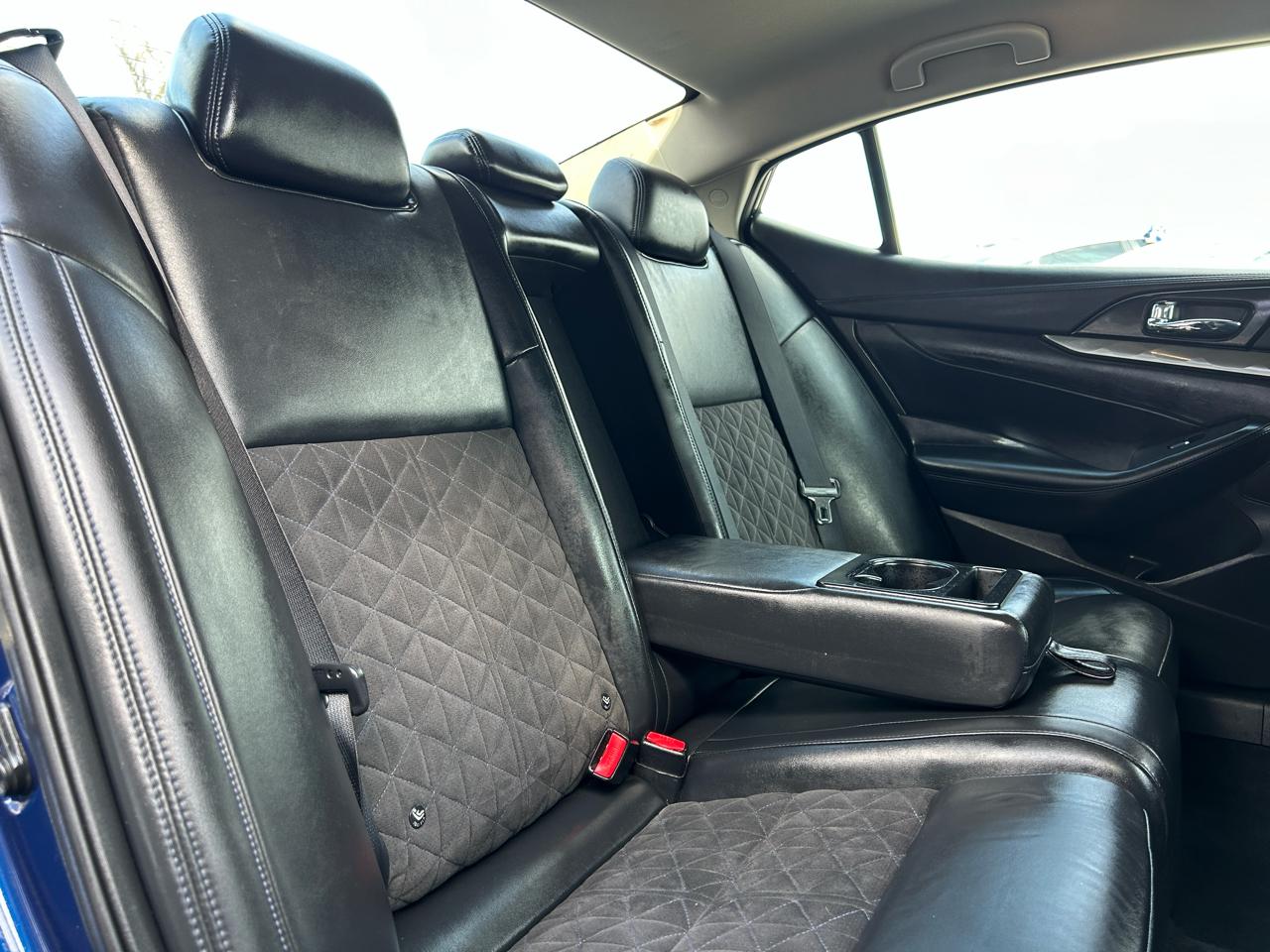 Nissan Maxima SR 3.5L 2017