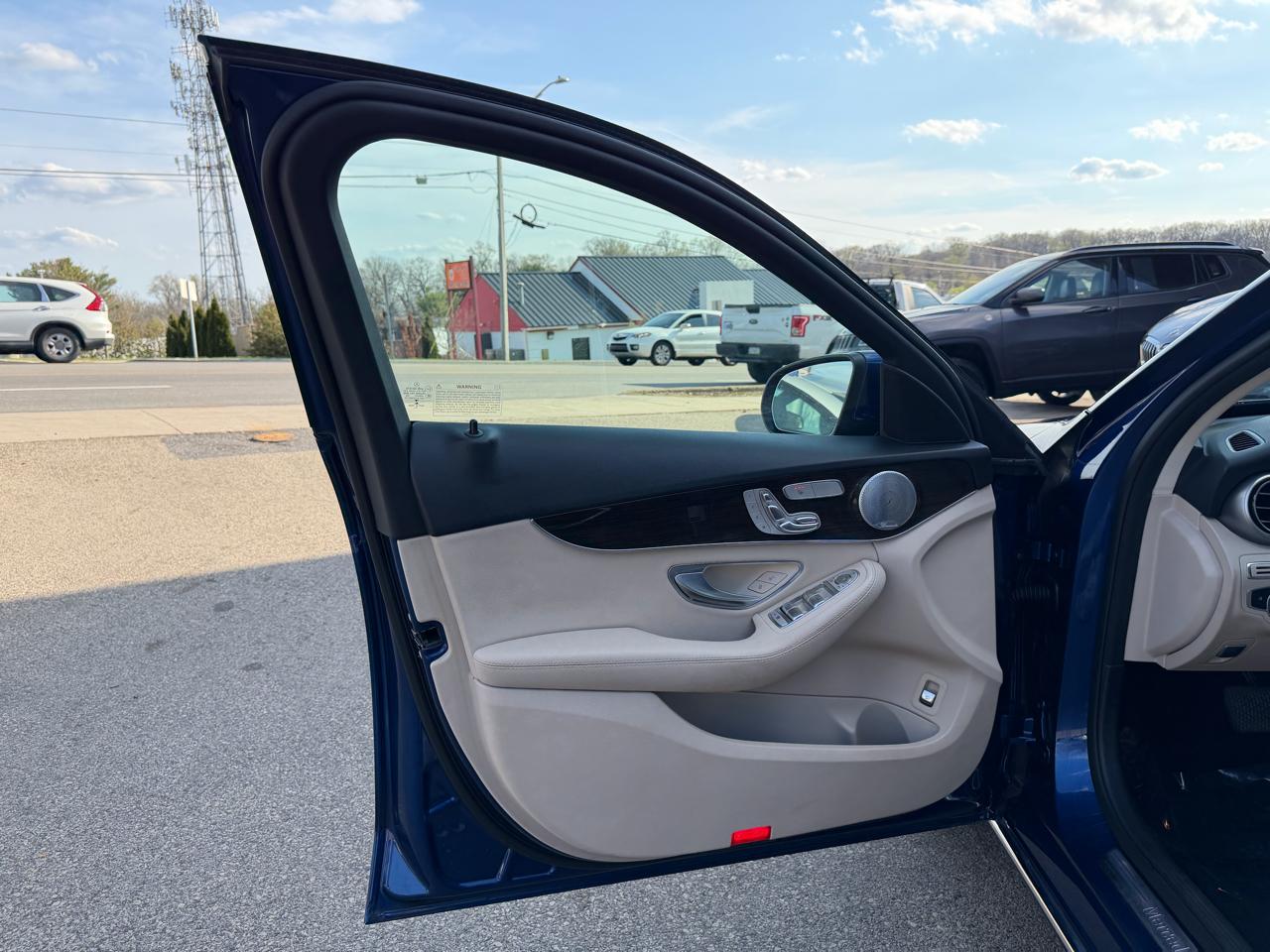 Mercedes-Benz C-Class C 300 4MATIC Sedan 2019