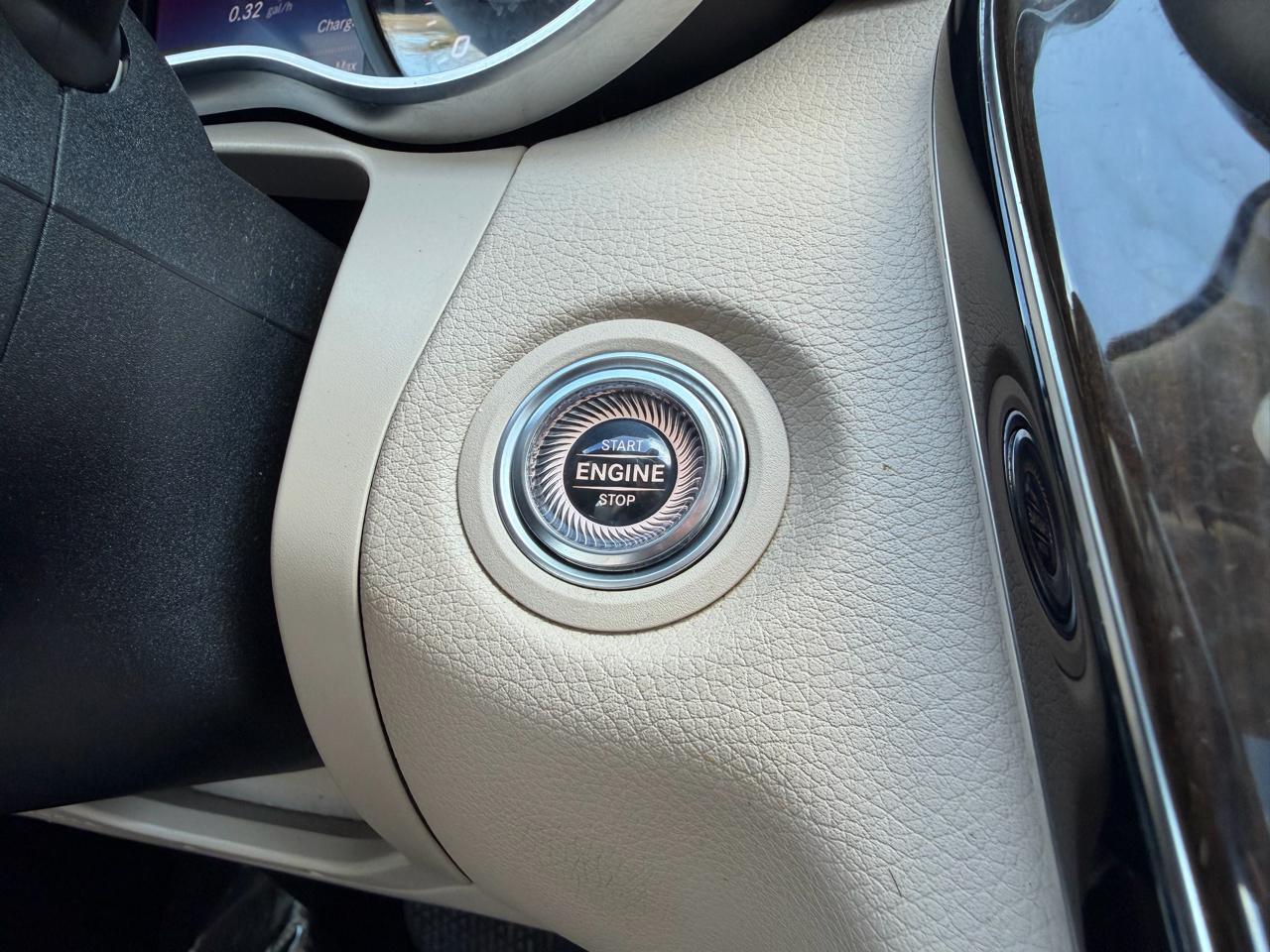 Mercedes-Benz C-Class C 300 4MATIC Sedan 2019