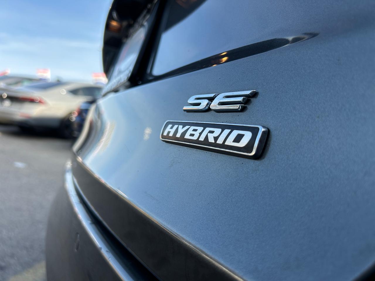 Ford Fusion Hybrid SE FWD 2020