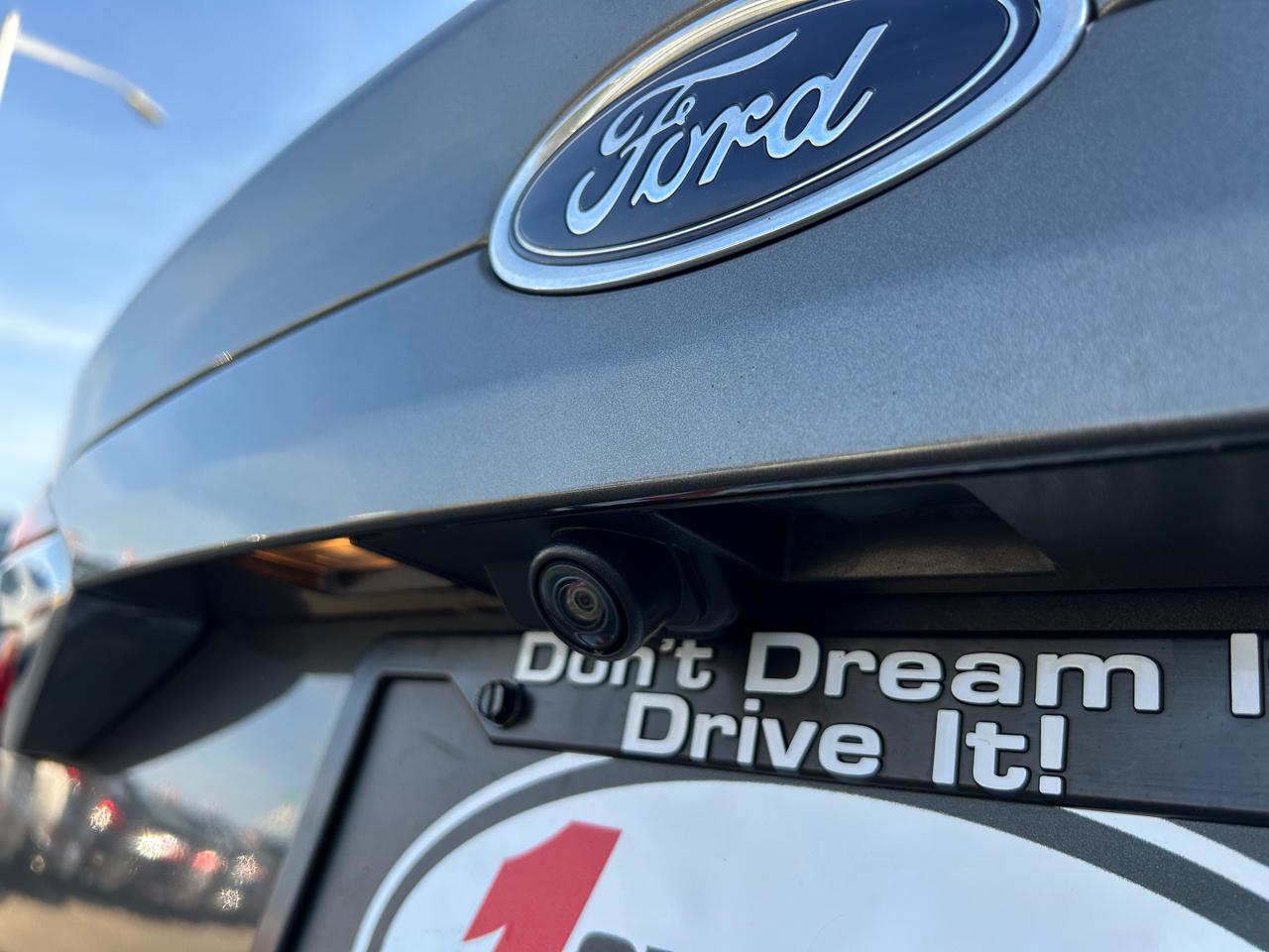 Ford Fusion Hybrid SE FWD 2020