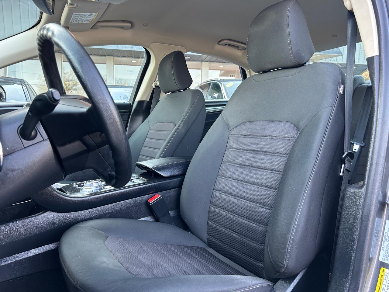 Ford Fusion Hybrid SE FWD 2020