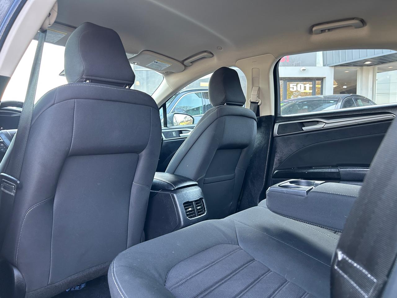 Ford Fusion Hybrid SE FWD 2020