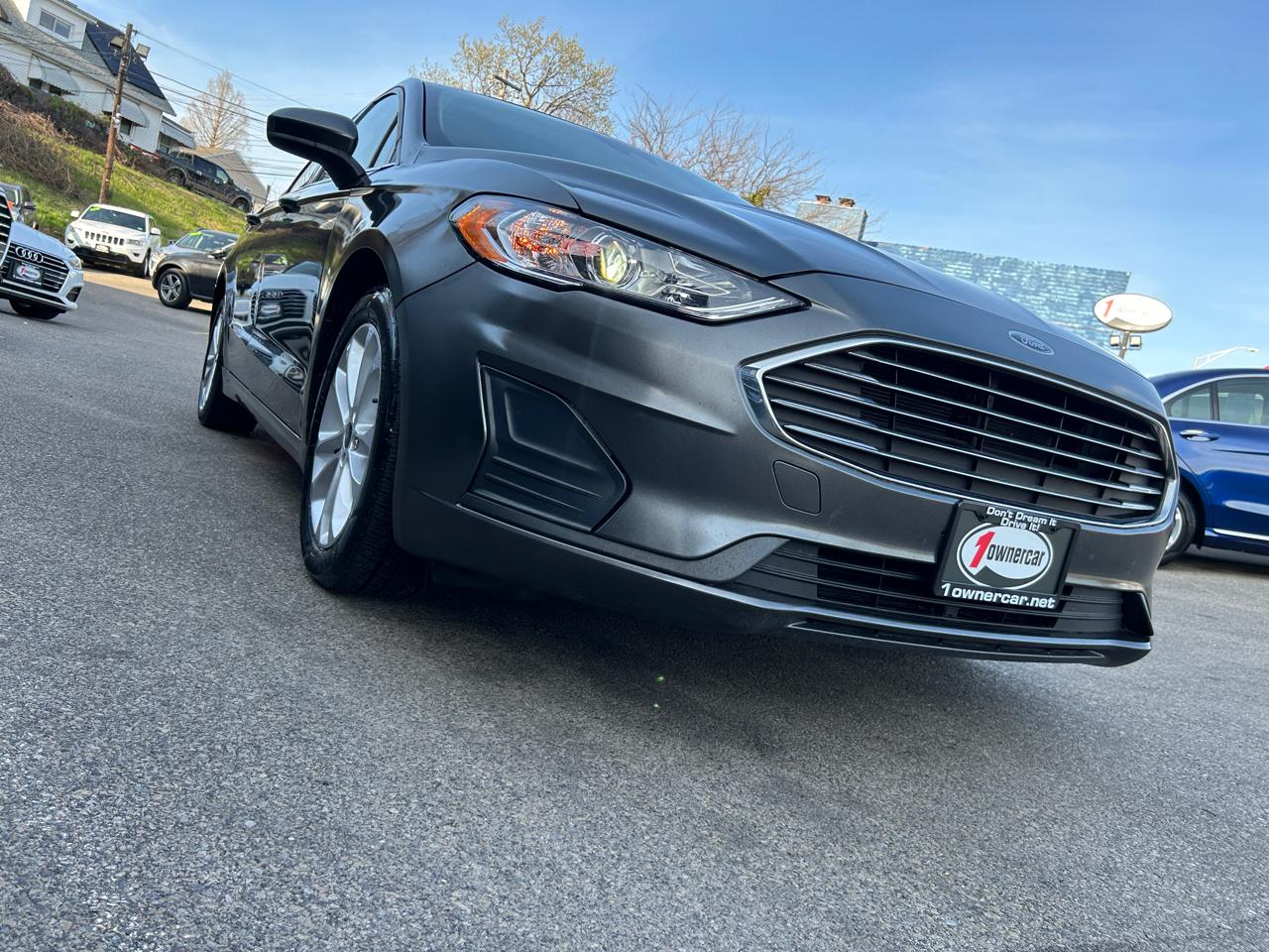 Ford Fusion Hybrid SE FWD 2020
