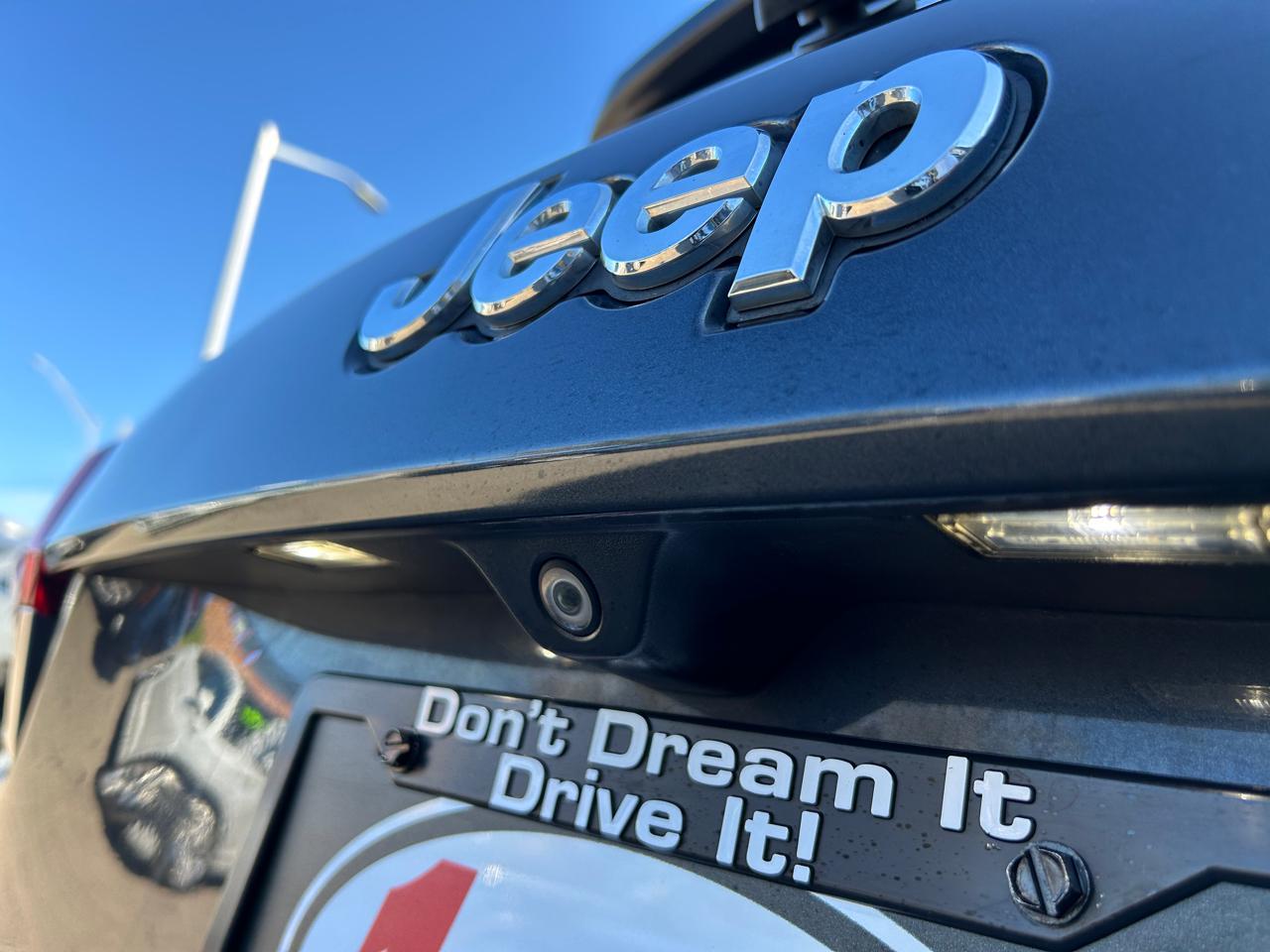 Jeep Grand Cherokee 4WD 4dr Overland 2015