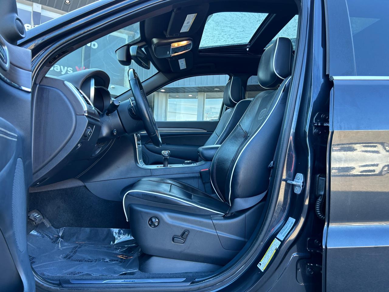 Jeep Grand Cherokee 4WD 4dr Overland 2015