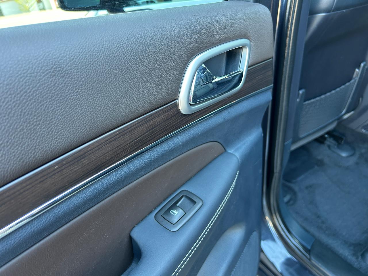 Jeep Grand Cherokee 4WD 4dr Overland 2015