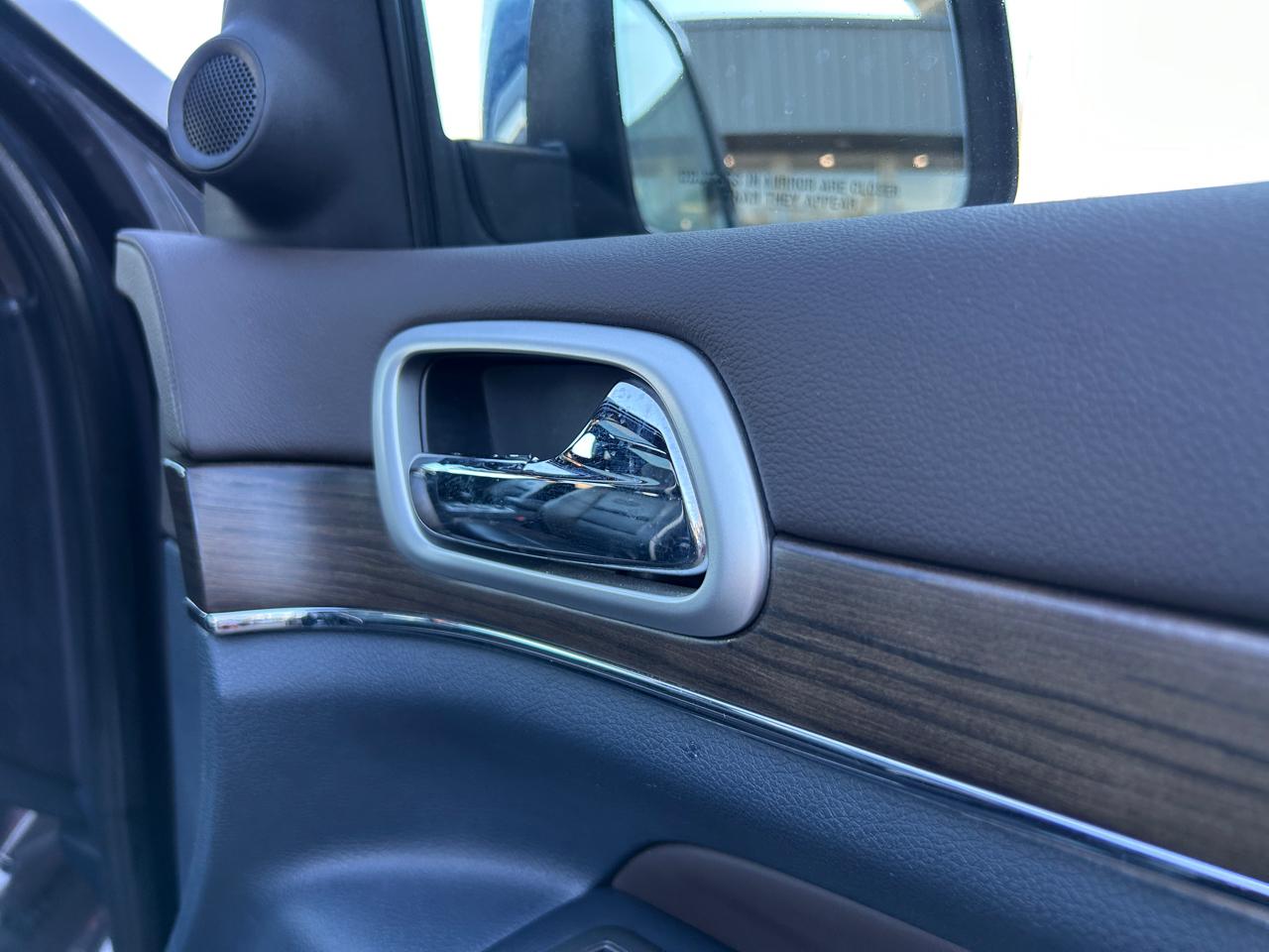 Jeep Grand Cherokee 4WD 4dr Overland 2015