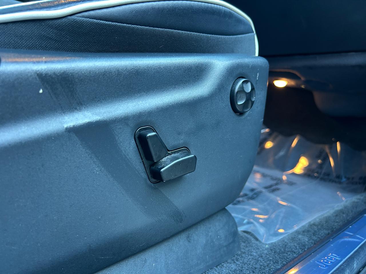 Jeep Grand Cherokee 4WD 4dr Overland 2015