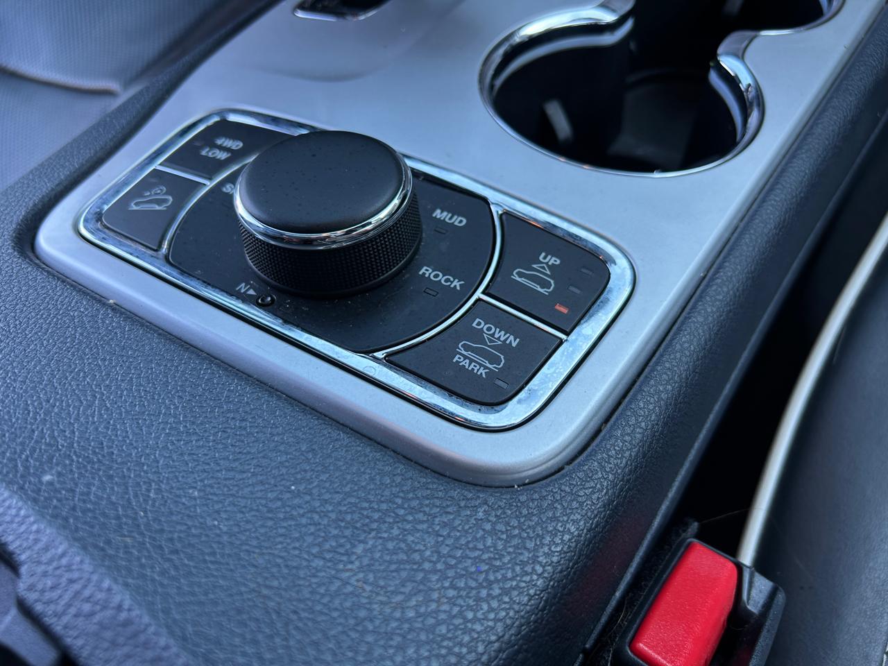 Jeep Grand Cherokee 4WD 4dr Overland 2015