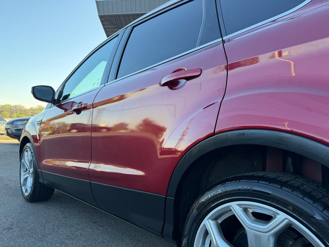 Ford Escape Titanium FWD 2017