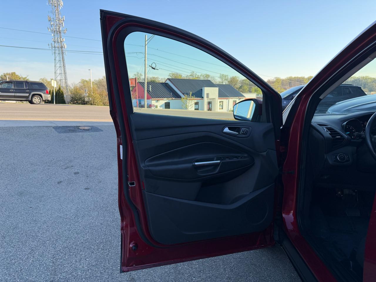 Ford Escape Titanium FWD 2017