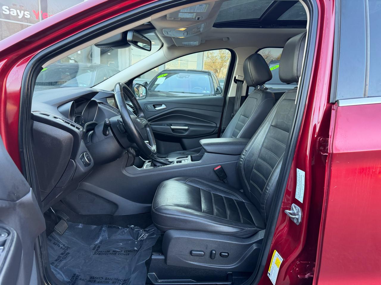 Ford Escape Titanium FWD 2017