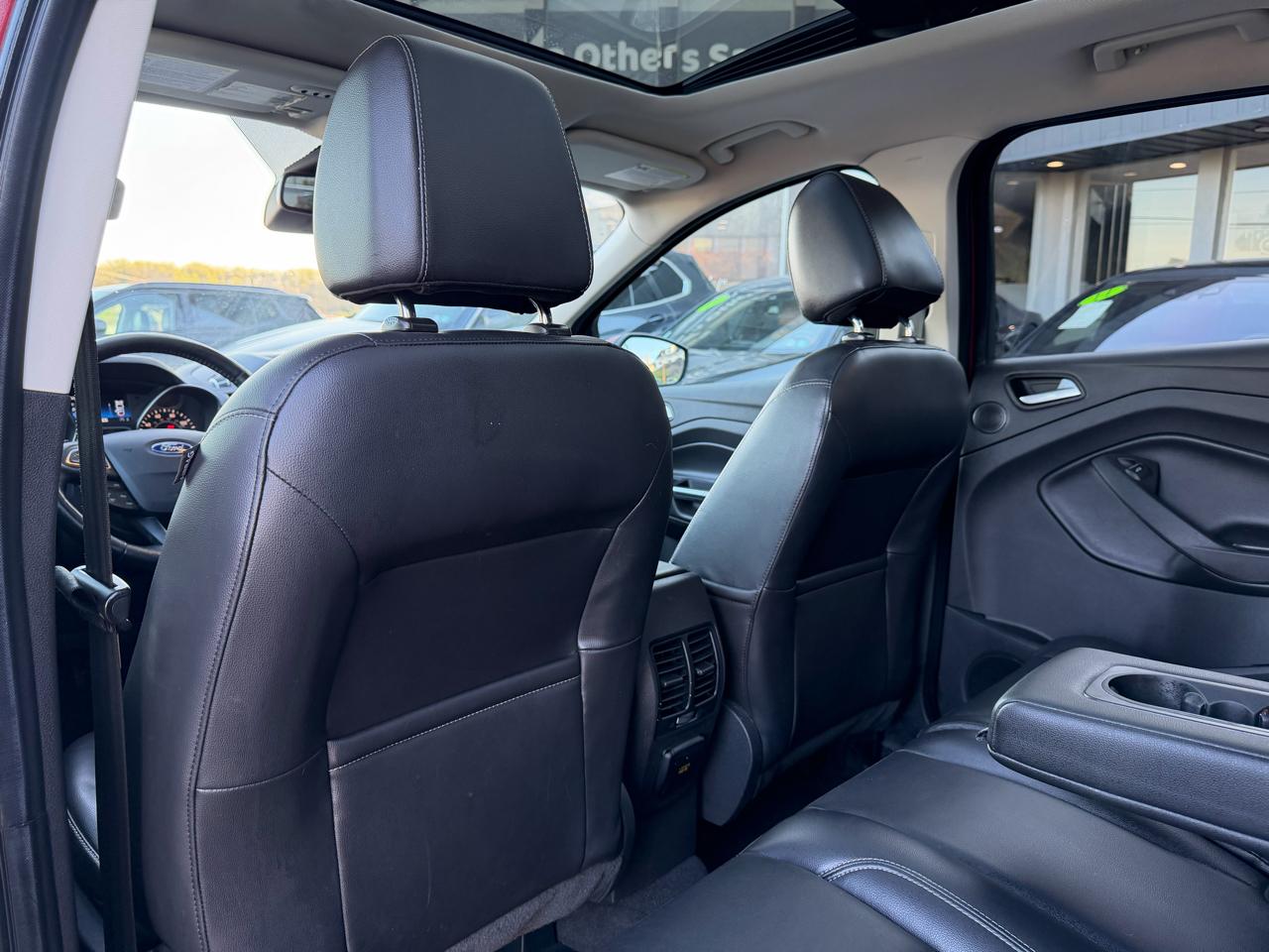 Ford Escape Titanium FWD 2017