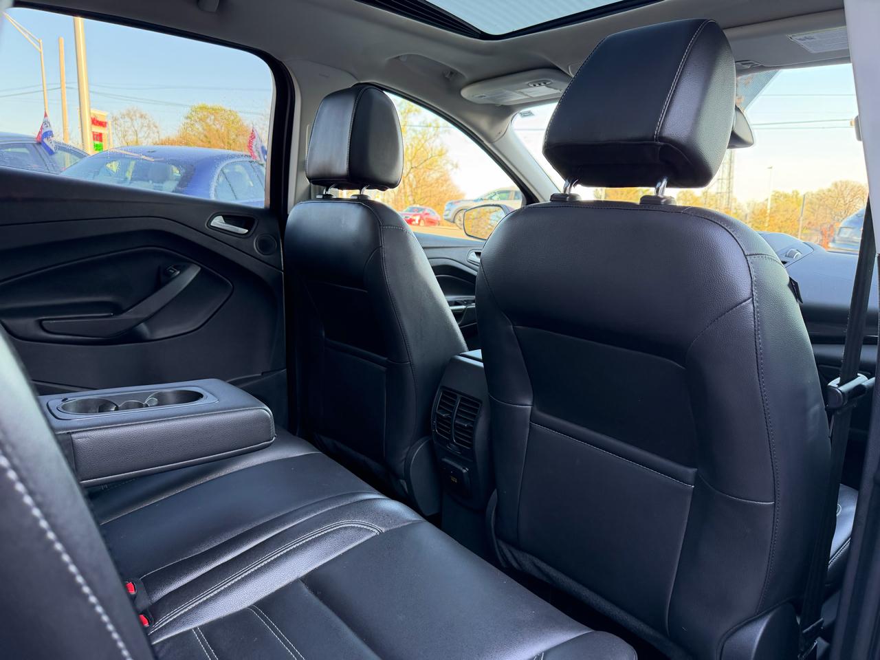 Ford Escape Titanium FWD 2017