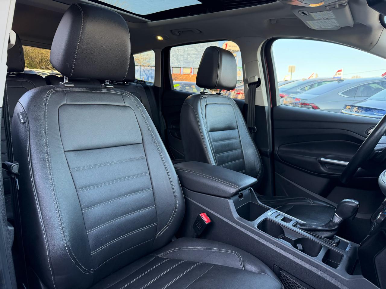 Ford Escape Titanium FWD 2017