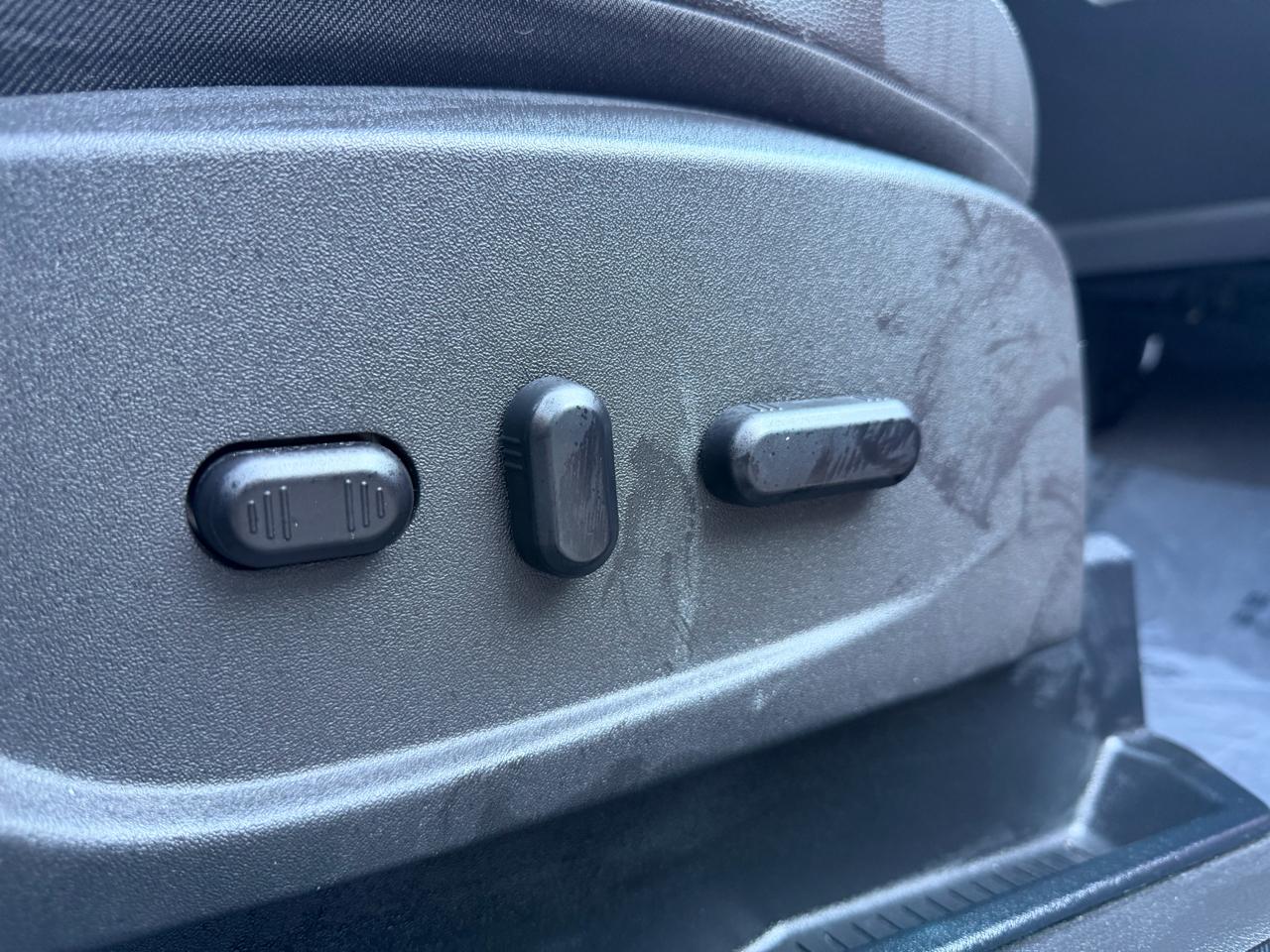 Ford Escape Titanium FWD 2017