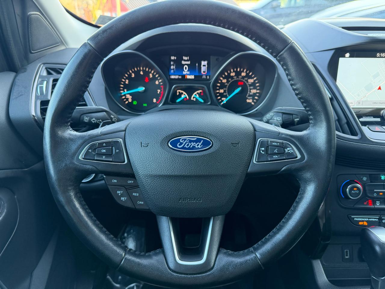 Ford Escape Titanium FWD 2017