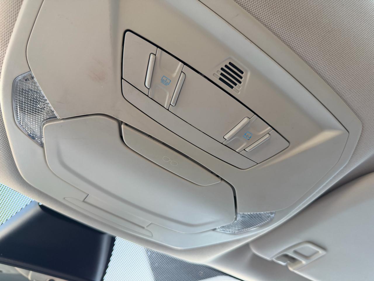 Ford Escape Titanium FWD 2017