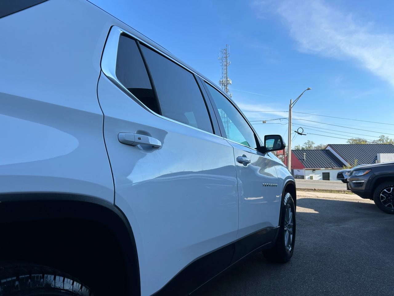 Chevrolet Traverse FWD 4dr LT Leather 2023