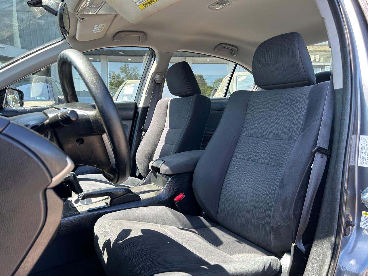 Honda Accord Sdn 4dr I4 Auto LX 2012
