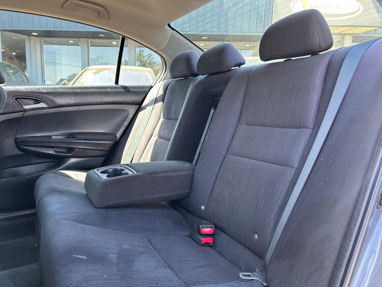 Honda Accord Sdn 4dr I4 Auto LX 2012