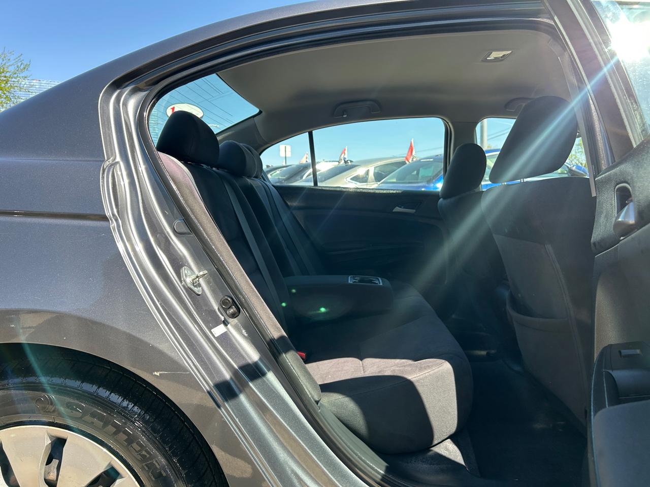 Honda Accord Sdn 4dr I4 Auto LX 2012