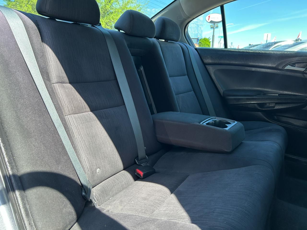 Honda Accord Sdn 4dr I4 Auto LX 2012