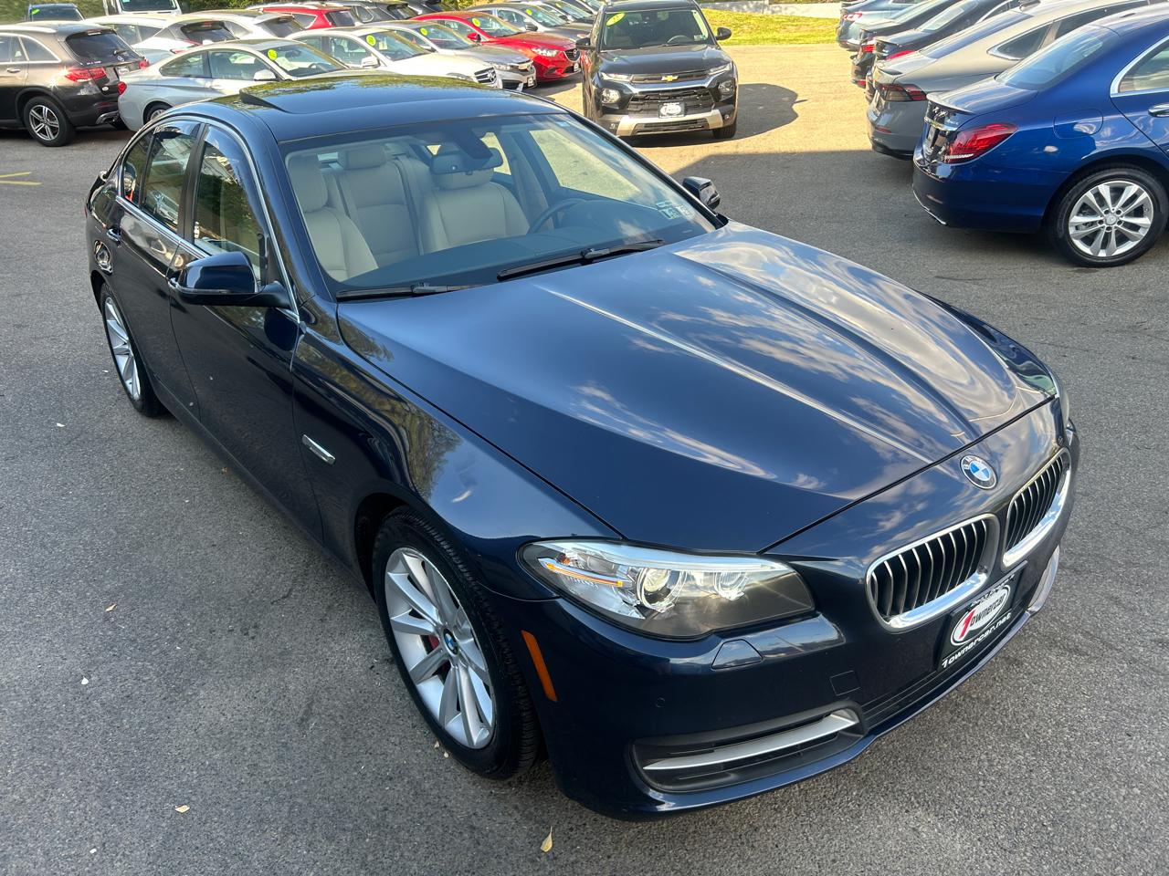 BMW 5 Series 4dr Sdn 535i xDrive AWD 2014