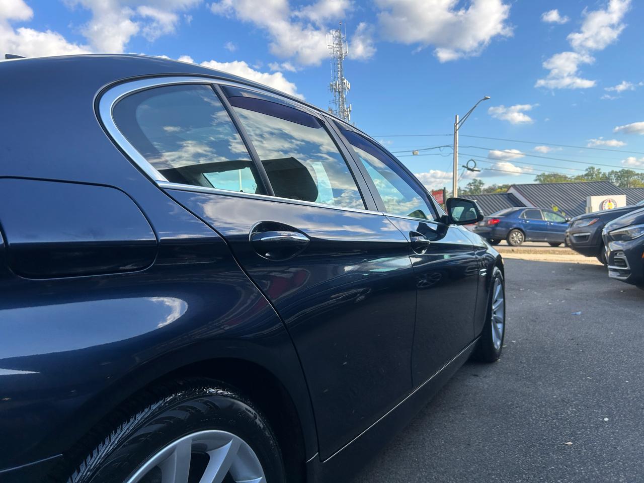 BMW 5 Series 4dr Sdn 535i xDrive AWD 2014