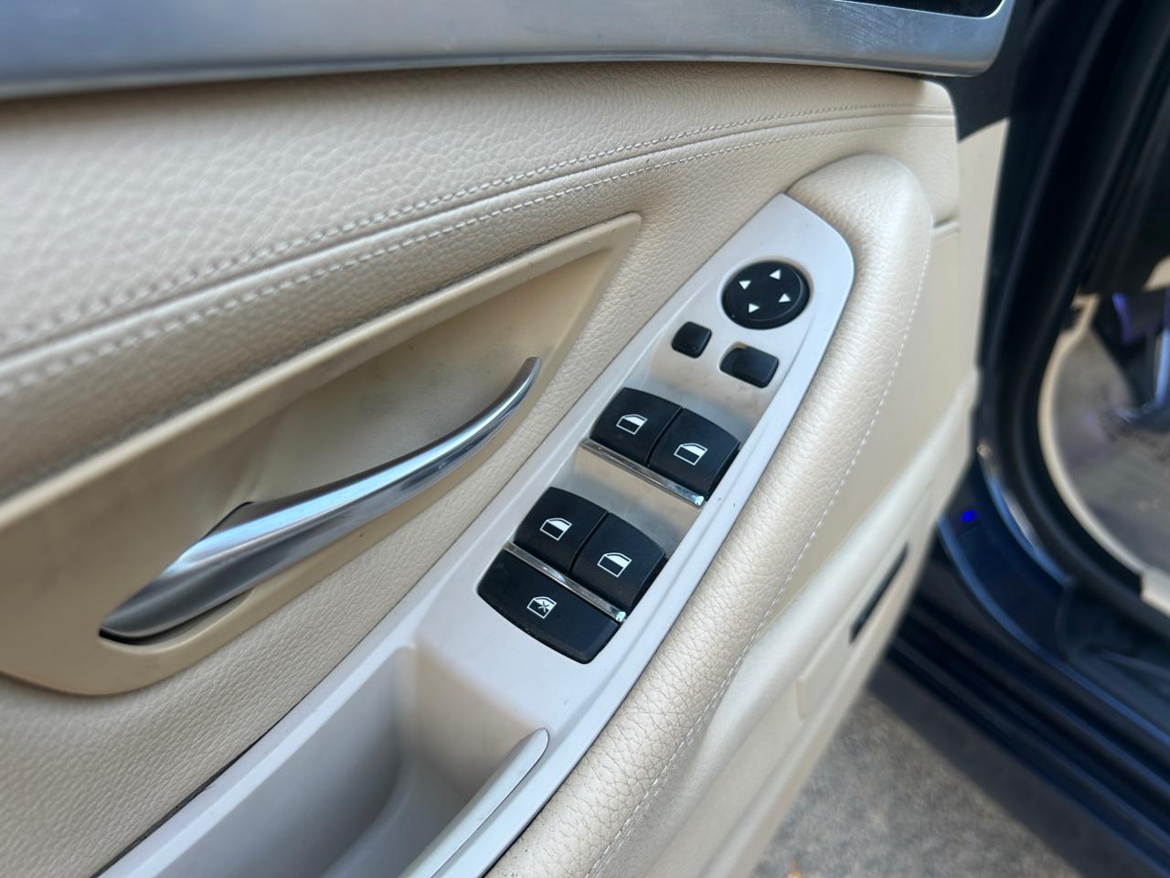 BMW 5 Series 4dr Sdn 535i xDrive AWD 2014